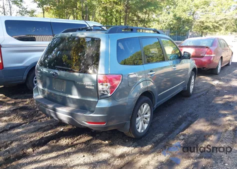 2012 Subaru Forester 2.5X Premium z USA, uszkodzony, nr VIN JF2SHADC3CH434884